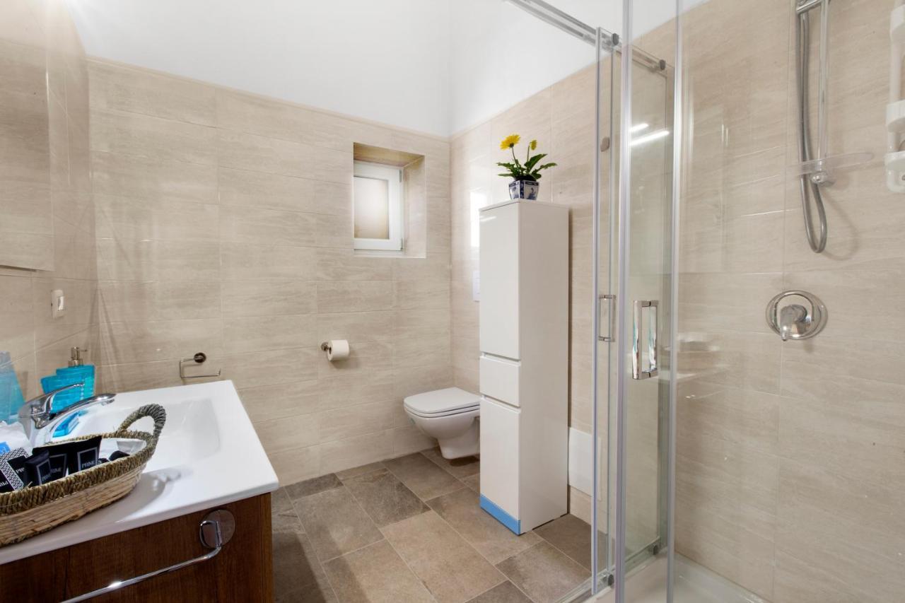 Teresella Suite Naples Exterior photo