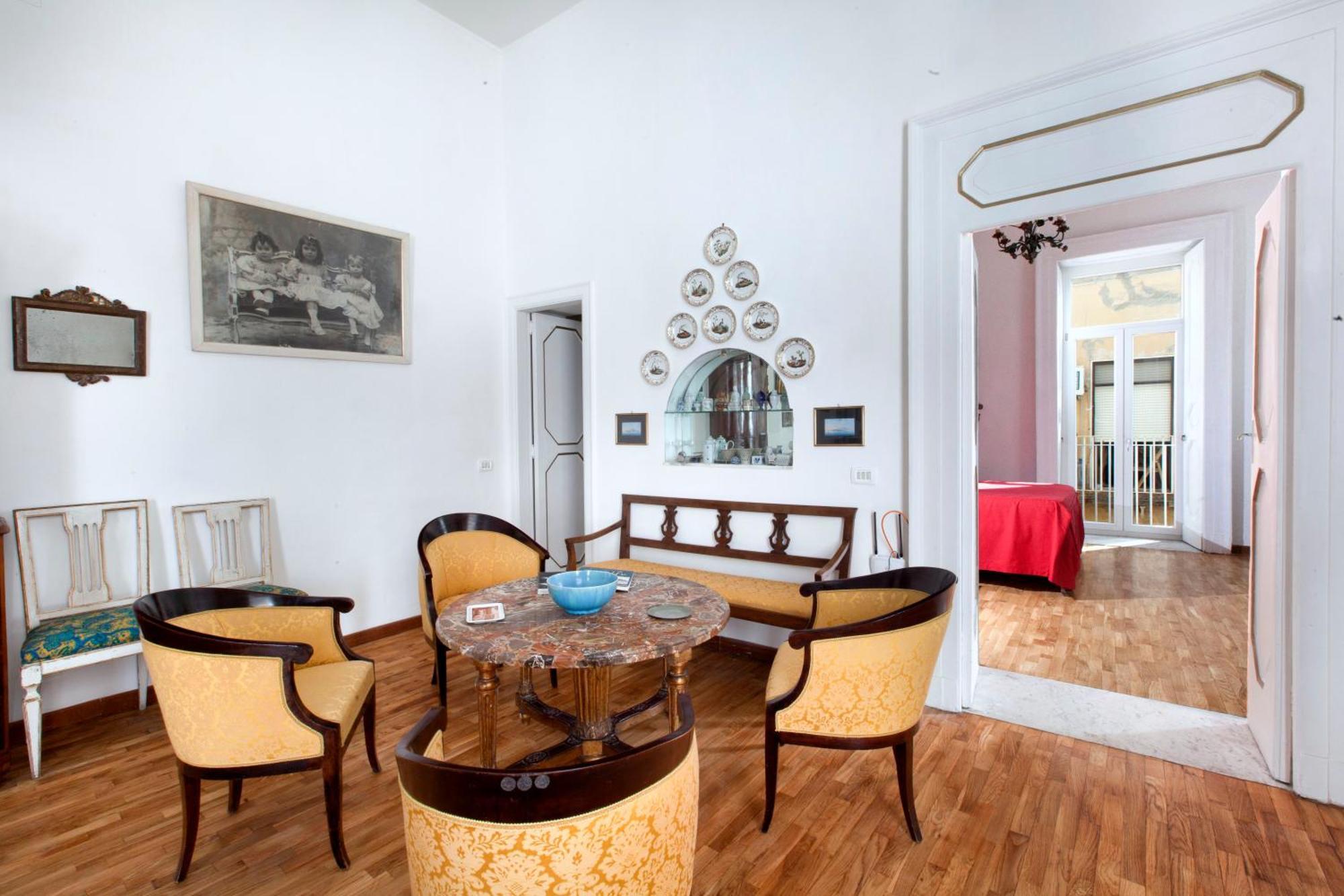 Teresella Suite Naples Exterior photo